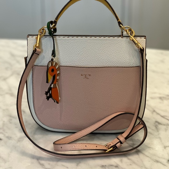 Tory McGraw Toucan Bag — leather, rare, and so cute!! - Picture 3 of 14